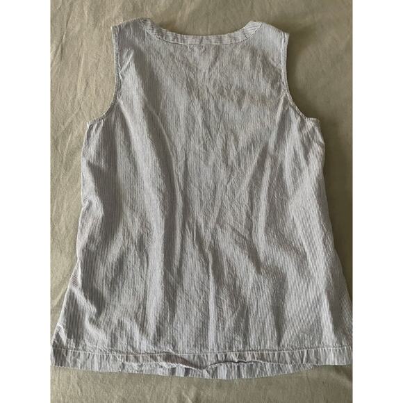 Talbots Sleeveless Blouse Blue & White ticking stripes with V-Neck notch SZ XS - Picture 6 of 8